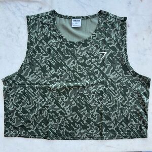 New Gymshark Women’s Cropped Camo Tank Top - Size XXL